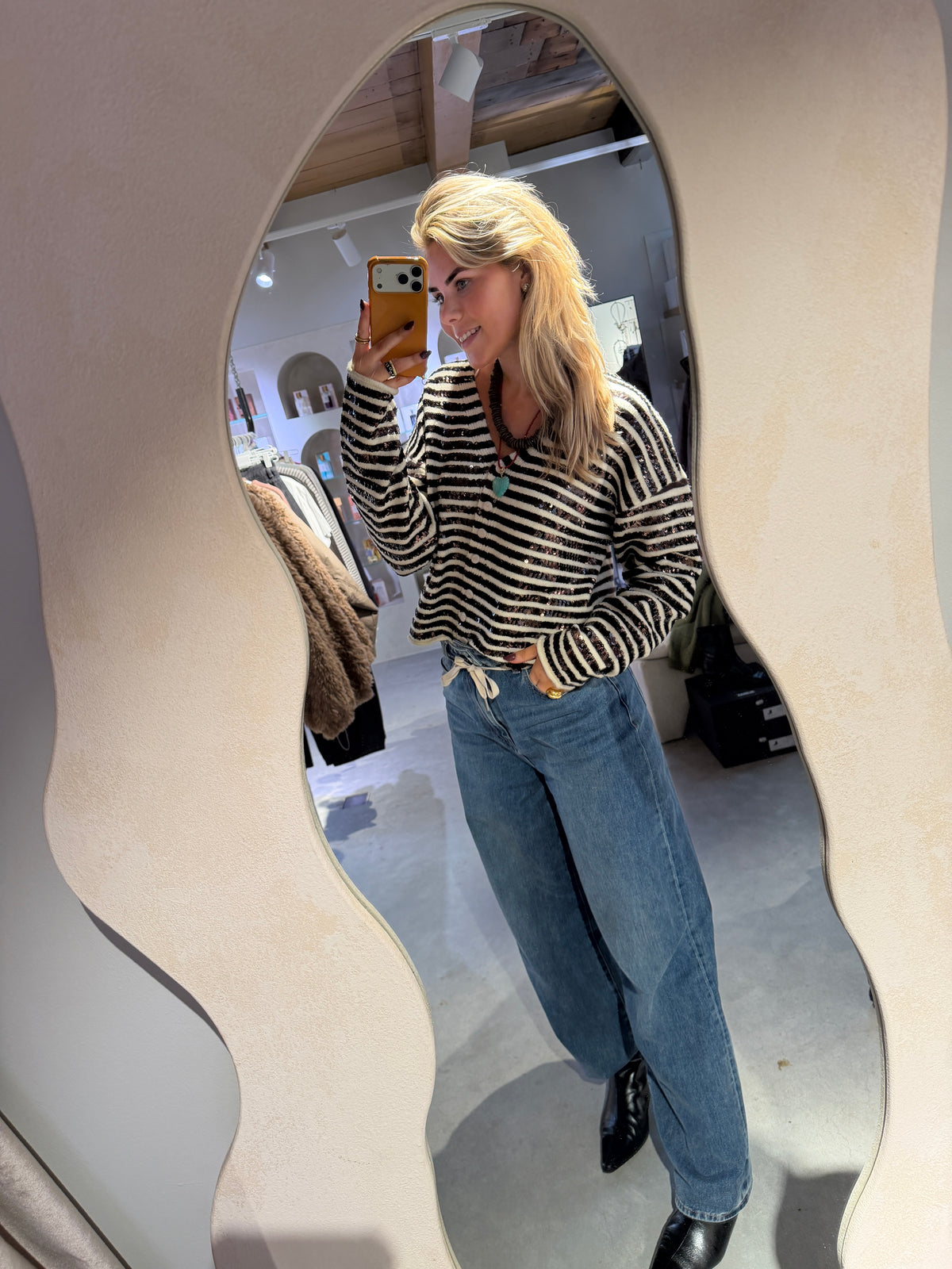 Jil_Conceptstore_lemmer_heyb_club_ivy_cardigan_7