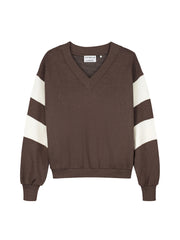 Jil_Conceptstore_lemmer_sweater_V_neck_catwalk_junkie