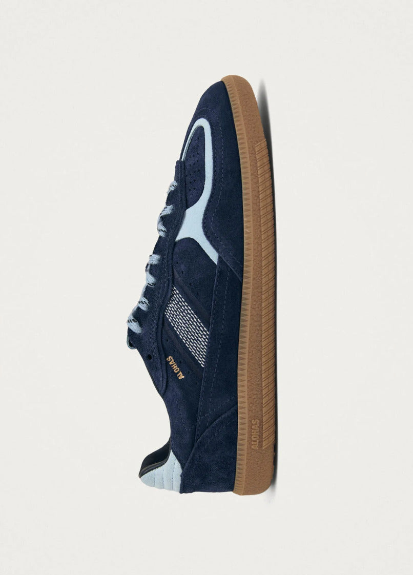 Jil_conceptsotre_lemmer_rife_blue_alohas_2