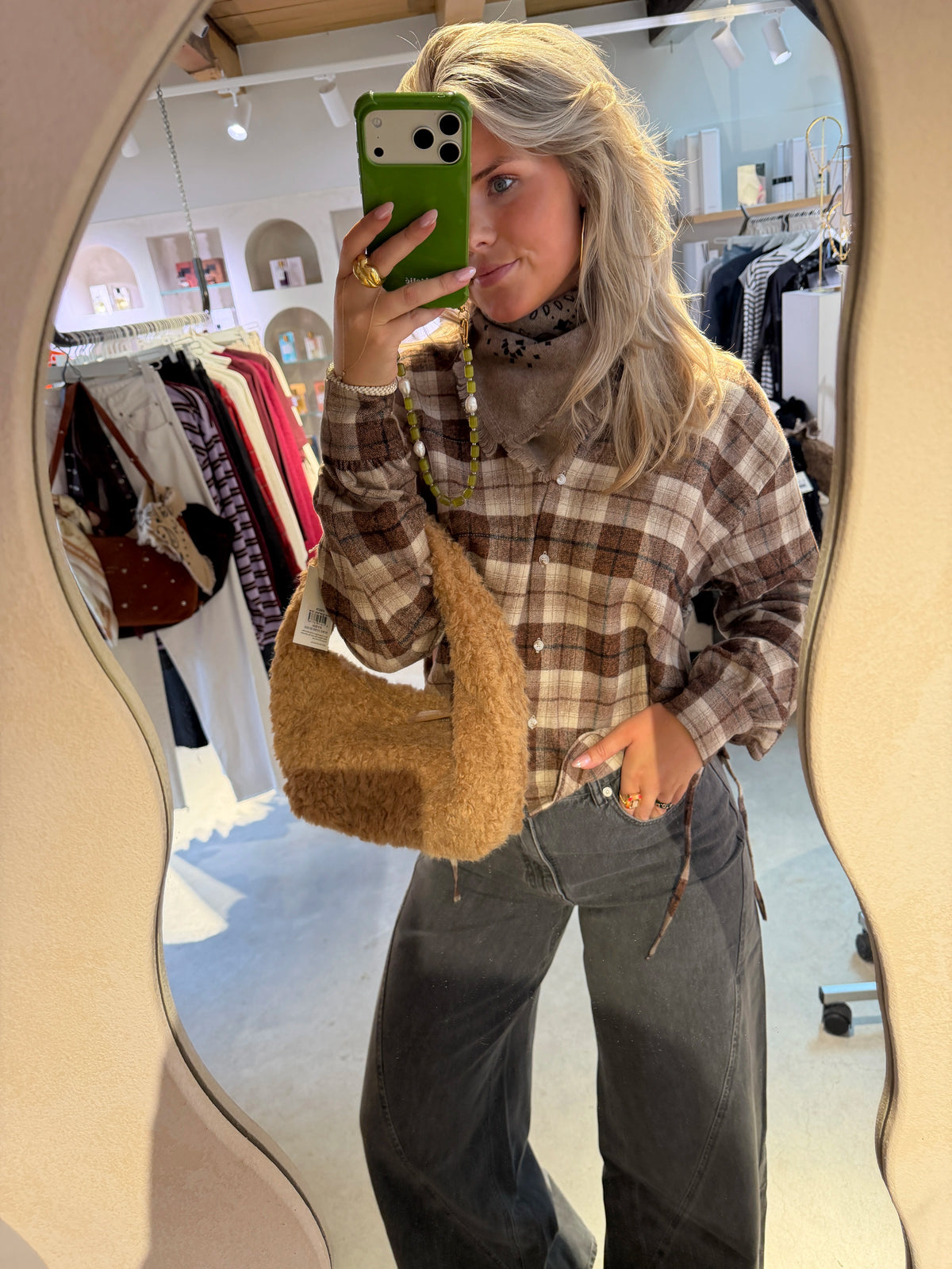 Jil_conceptstore_lemmer_blouse_adrienne_another_label_1