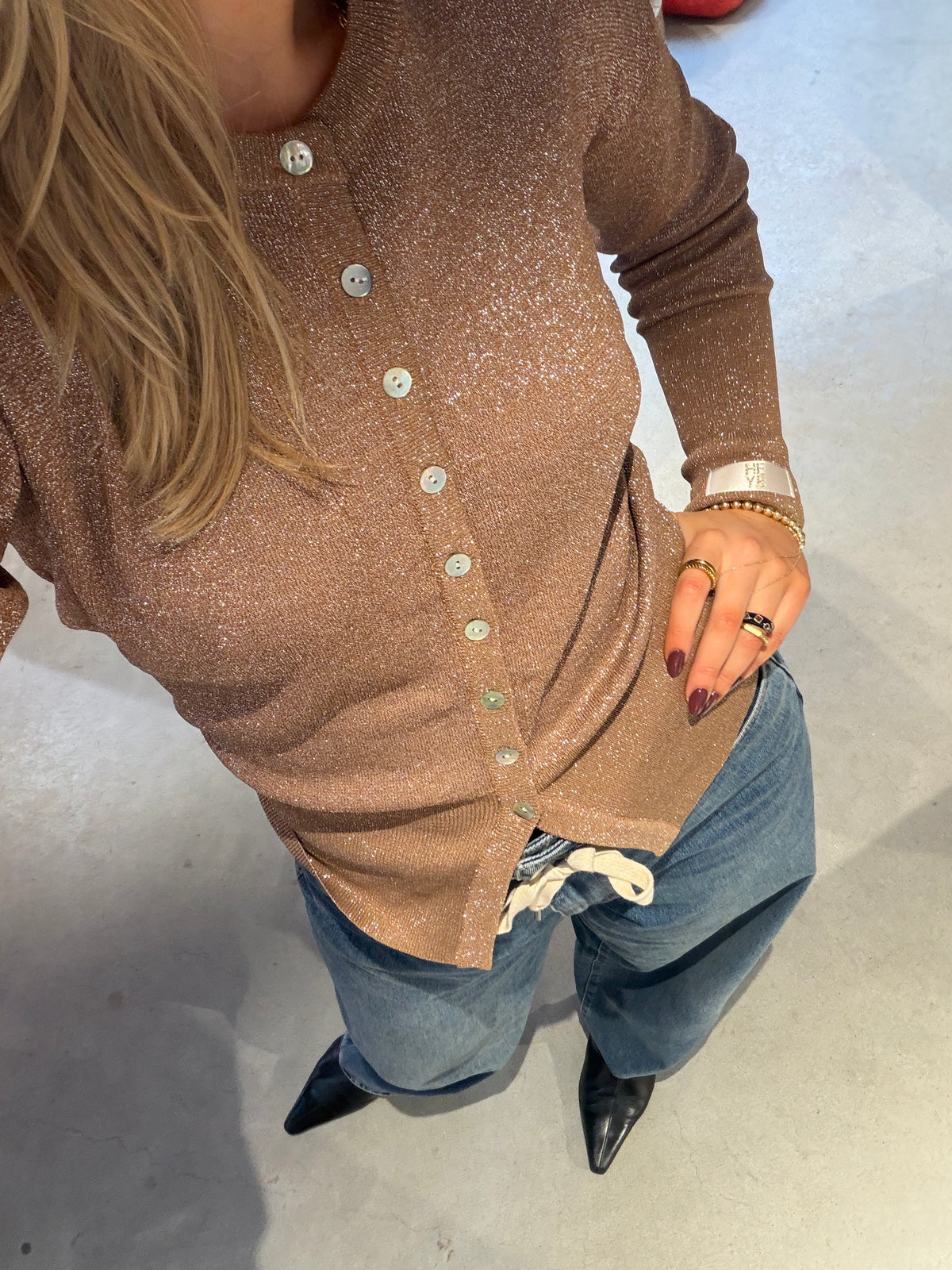 Jil_conceptstore_lemmer_cardigan_semmy_heyb_club_2_5