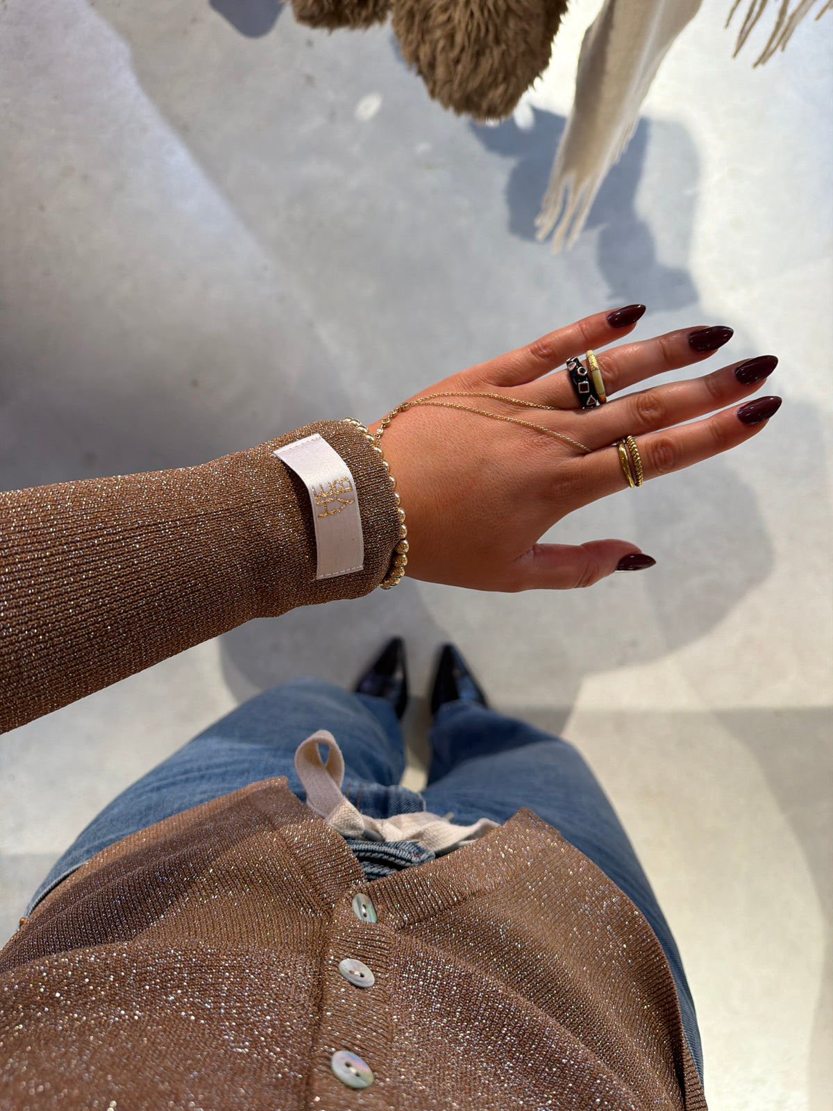 Jil_conceptstore_lemmer_cardigan_semmy_heyb_club_2_6