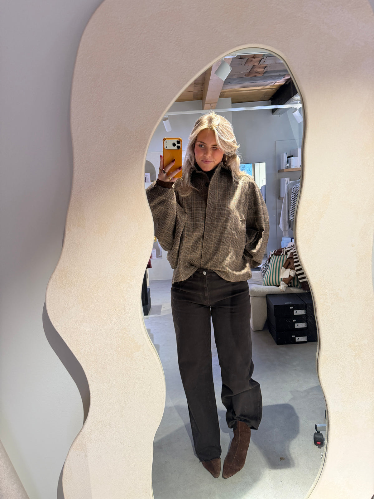 Jil_conceptstore_lemmer_catwalk_junkie_cape_jacket_6