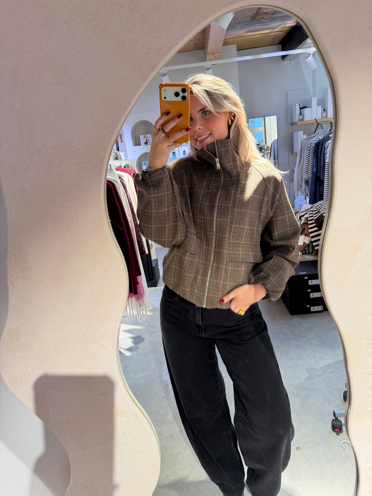 Jil_conceptstore_lemmer_check_jacket_catwalk_junkie_8