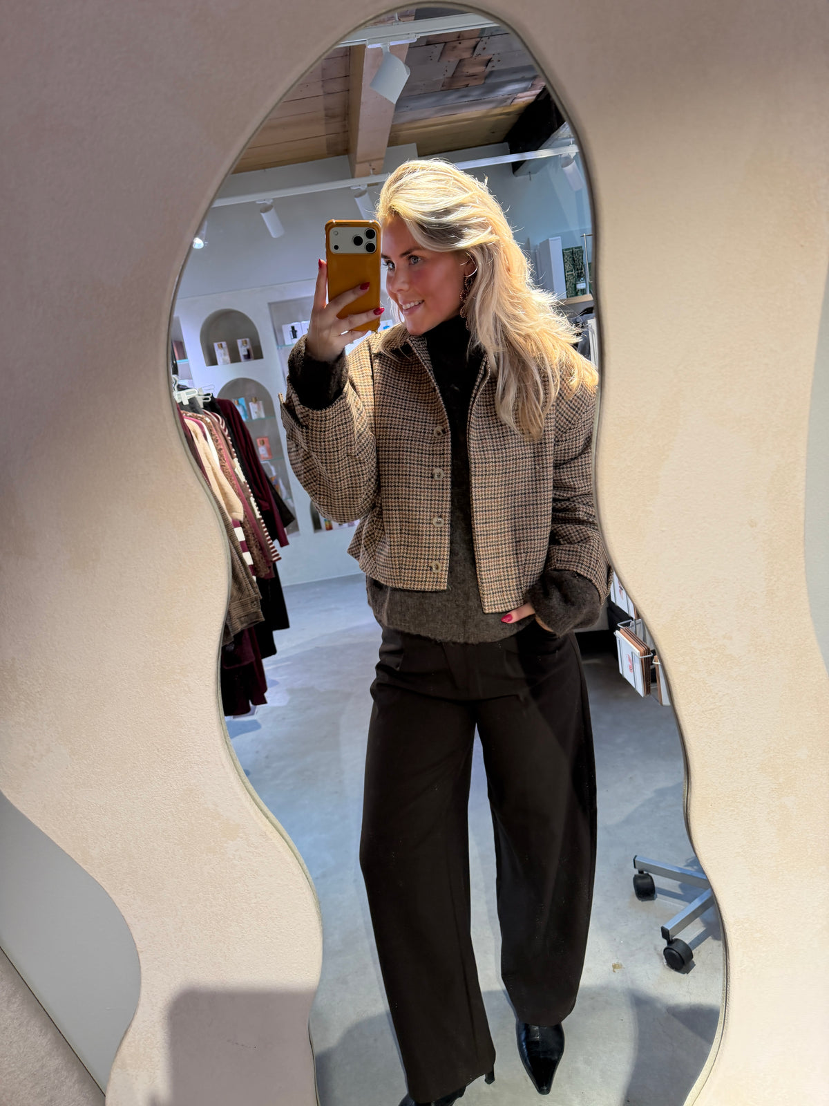 Jil_conceptstore_lemmer_constance_jacket_another_label_2