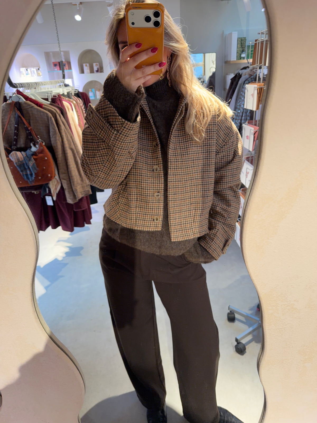 Jil_conceptstore_lemmer_constance_jacket_another_label_3