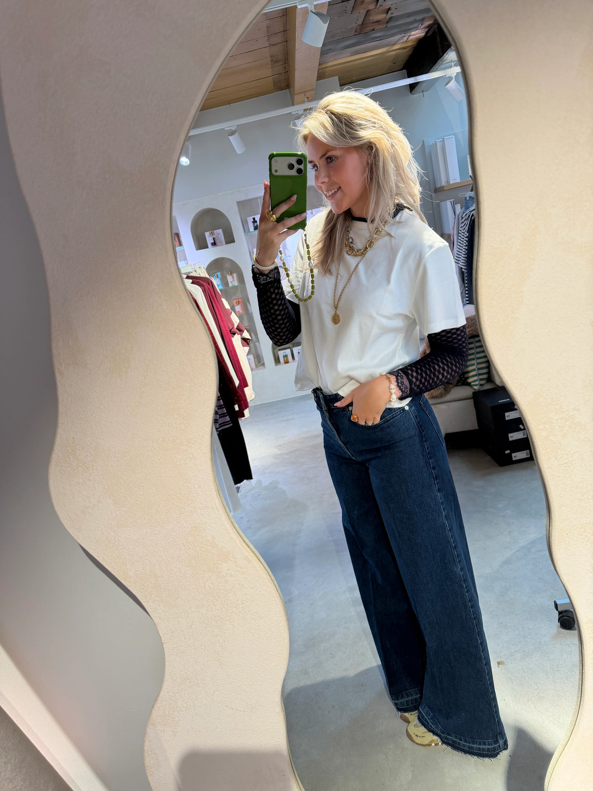 Jil_conceptstore_lemmer_gina_shirt_written_1