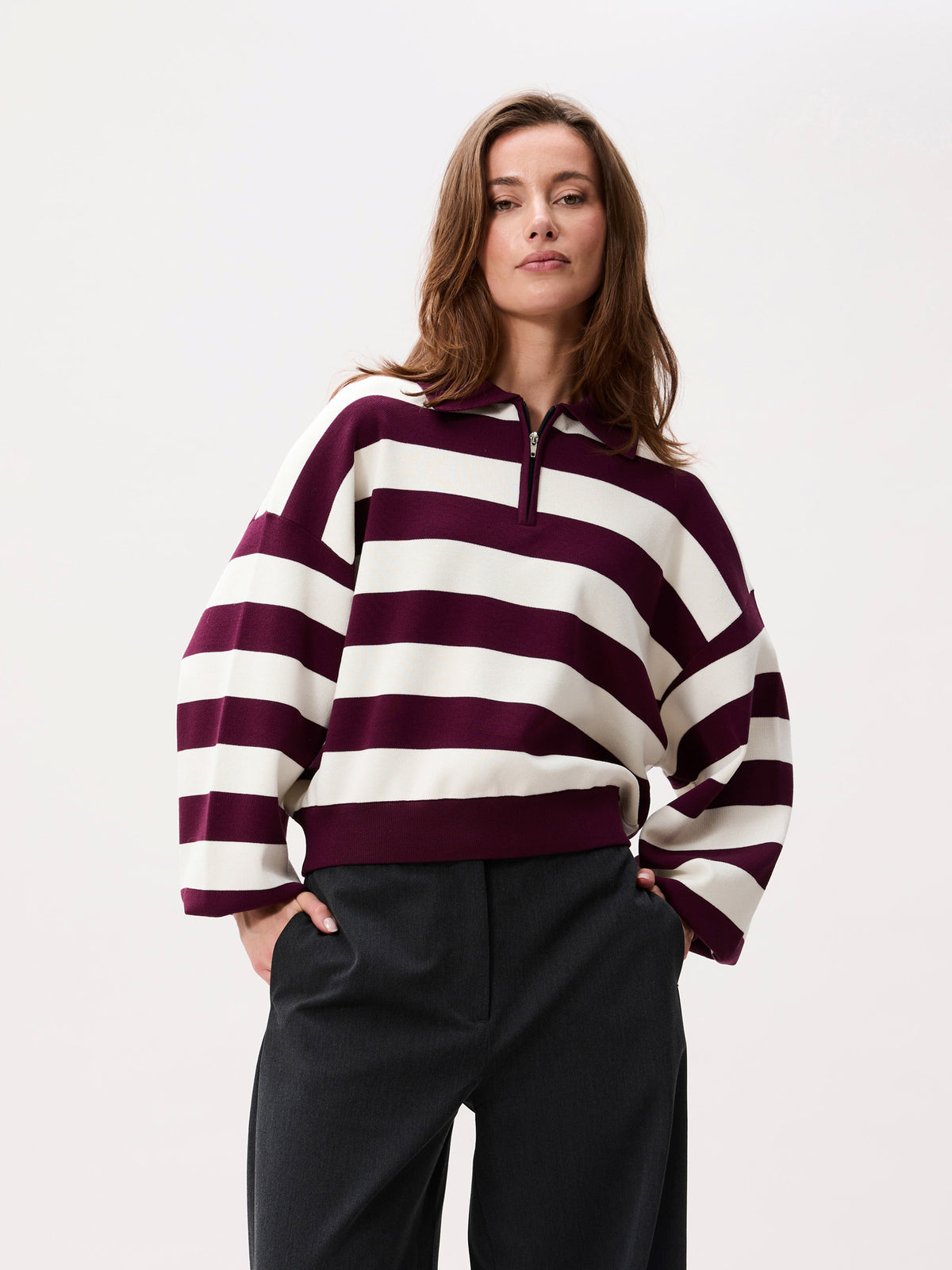 Jil_conceptstore_lemmer_knitted_polo_merlot_catwalk_junkie_2