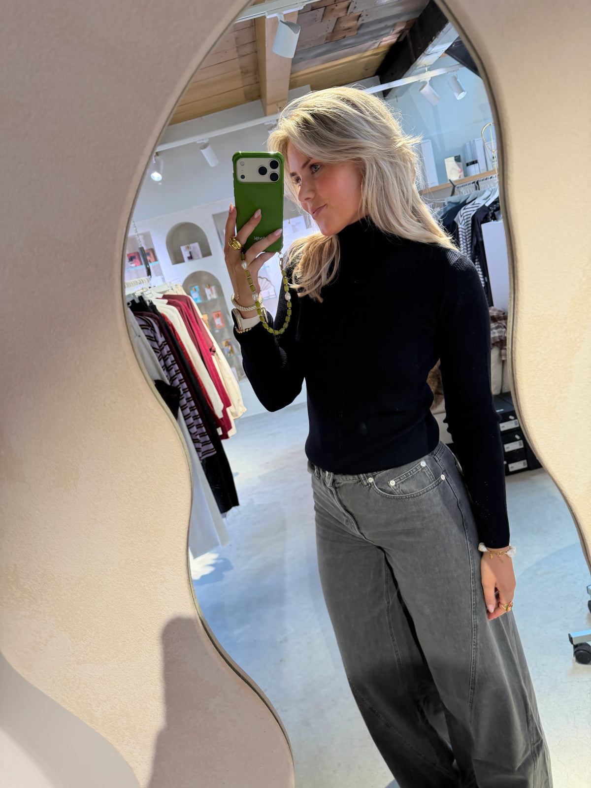 Jil_conceptstore_lemmer_knitted_pull_another_label_1_2