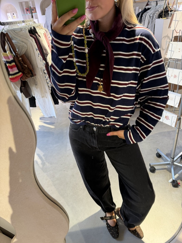 Jil_conceptstore_lemmer_longsleeve_catwalk_junkie_navy_blazer_1