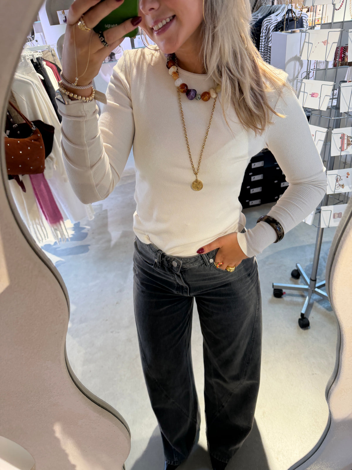 Jil_conceptstore_lemmer_longsleeve_cream_6