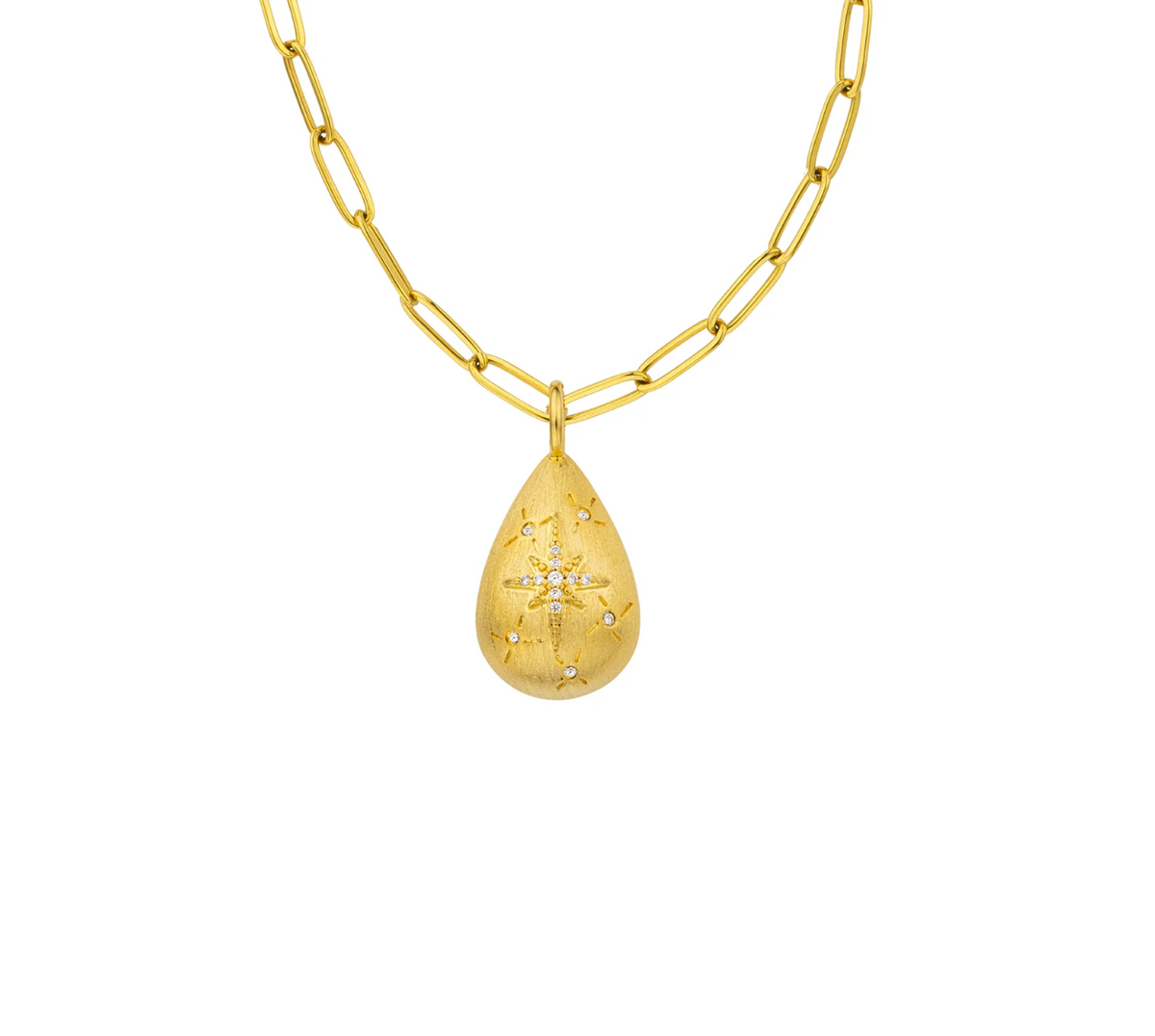 Jil_conceptstore_lemmer_mya_bay_chain_