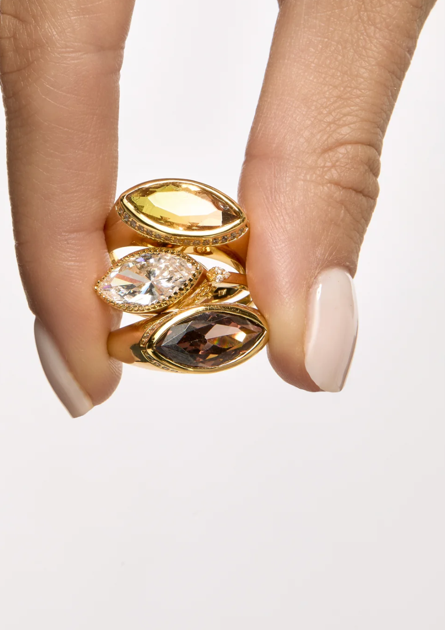 Jil_conceptstore_lemmer_mya_bay_smoked_ring_identity