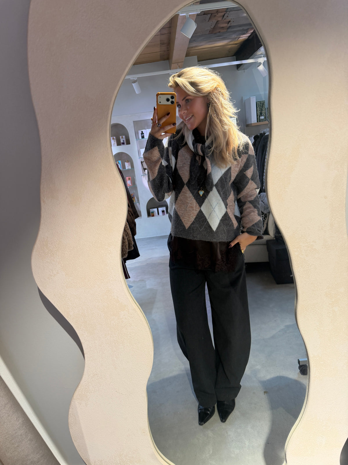 Jil_conceptstore_lemmer_soft_merino_knit_catwalk_junkie_4_11