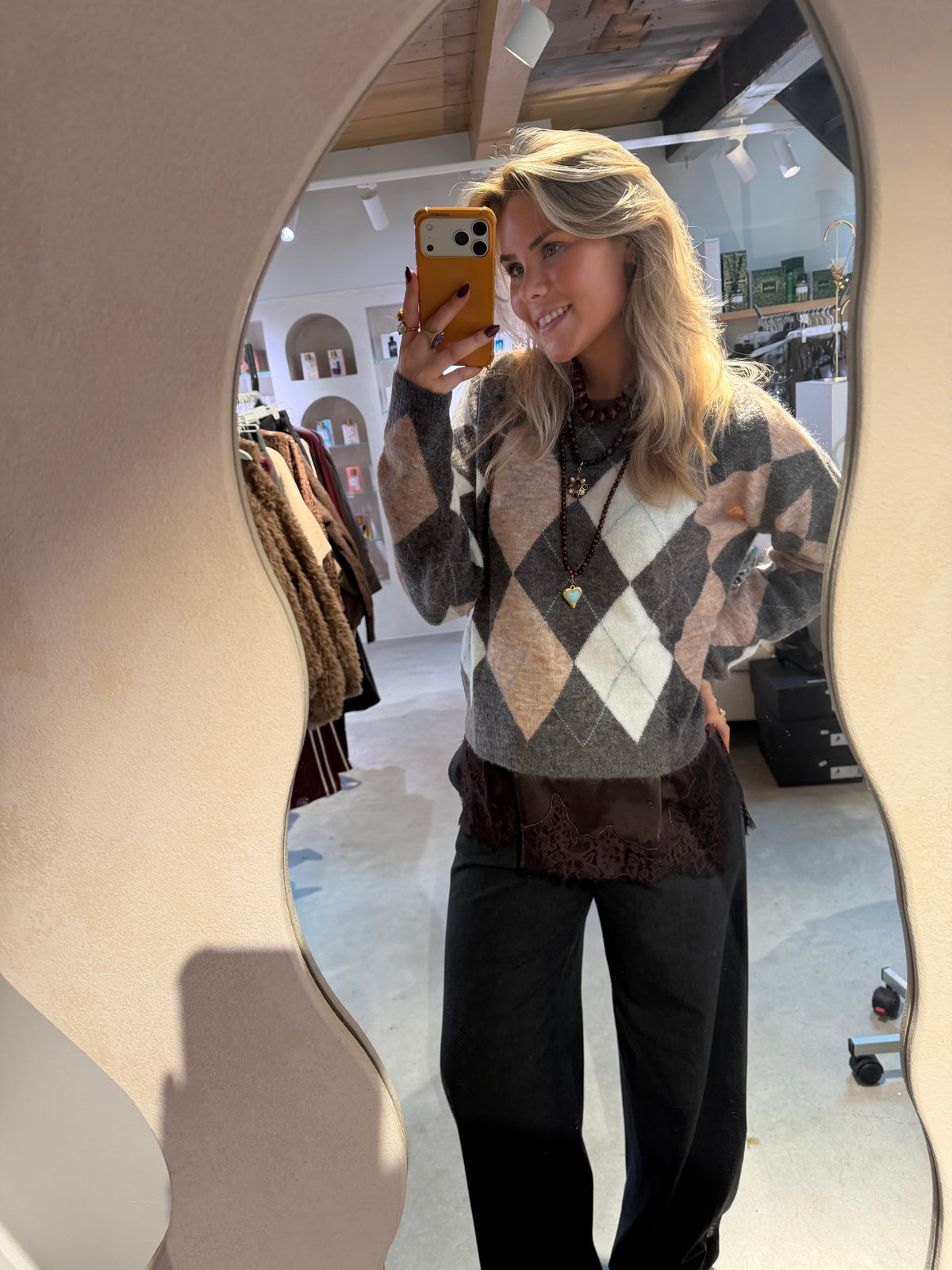 Jil_conceptstore_lemmer_soft_merino_knit_catwalk_junkie_4_5
