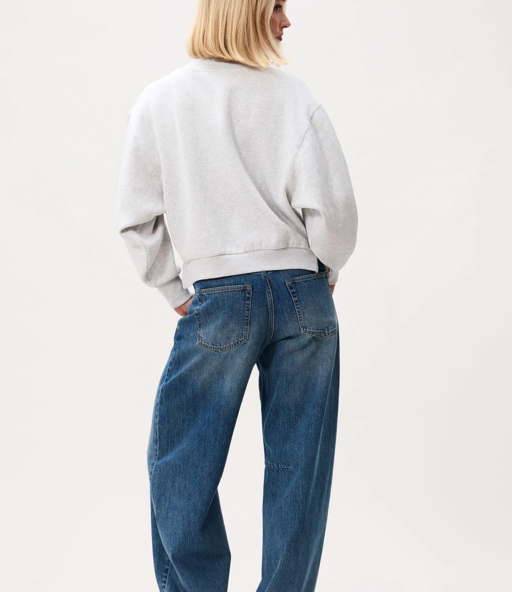 Jil_conceptstore_lemmer_sweater_With_v_neck_3