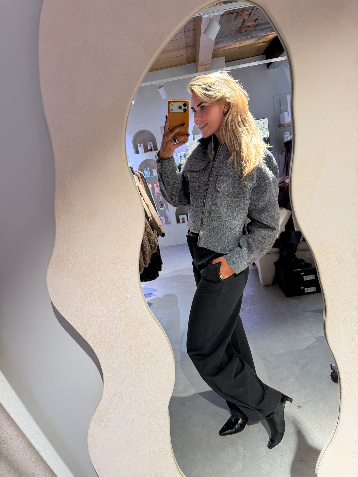 Jil_conceptstore_lemmer_tailored_jacket_catwalk_junkie_3