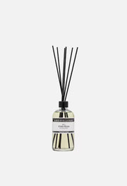 Jil_conceptstore_lemmer_violet_muse_fragrance_sticks 