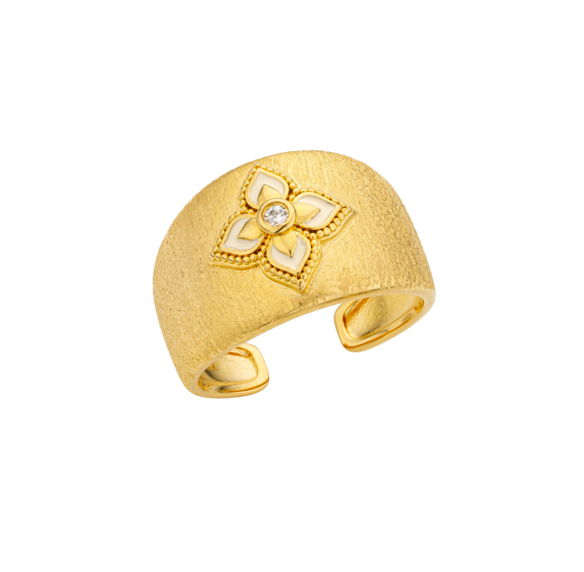 Jil_conceptstore_lemmer_white_lotus_cuff_mya_bay