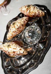 croissant ornament - yup in de boom