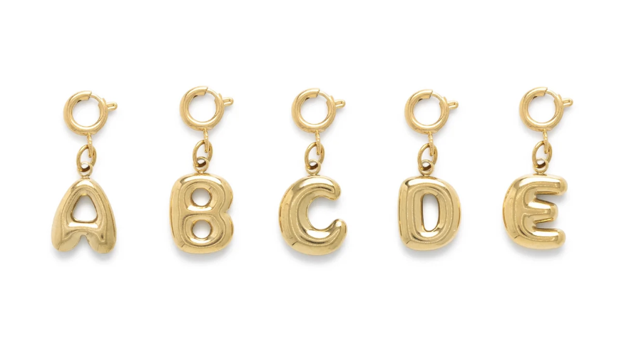 bubble letter charm - le veer