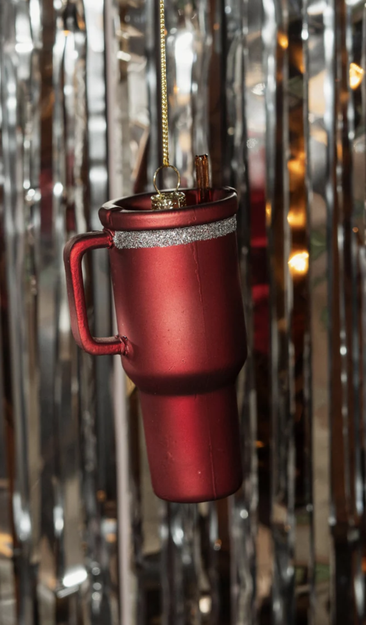 cup ornament - yup in de boom